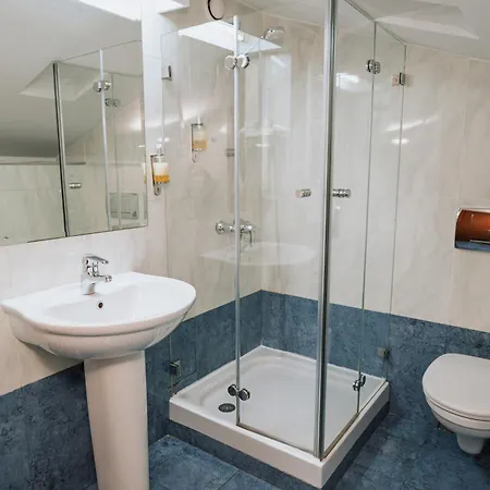 Hotel Duke Romana Center