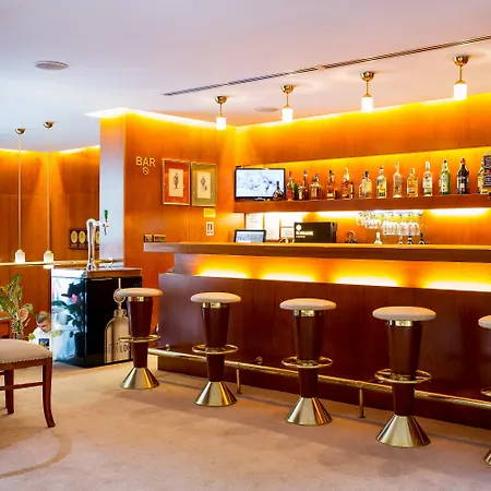 Hotel Duke Romana Center