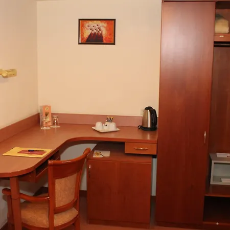 Hotel Duke Romana Center