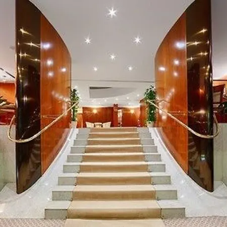 Hotel Duke Romana Center