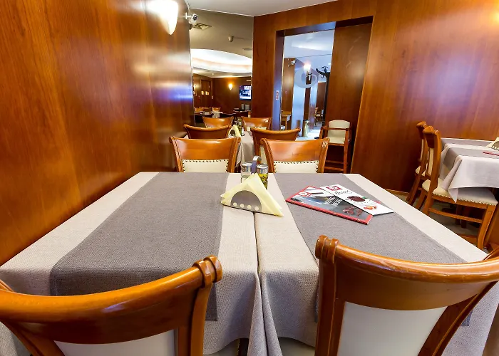 Duke Romana Center Hotel 3*