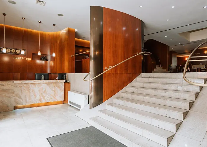 Duke Romana Center فندق