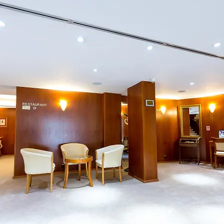 Duke Romana Center Hotel 3*