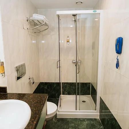Duke Romana Center 3*