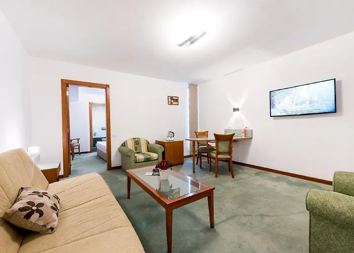 Hotel Duke Romana Center