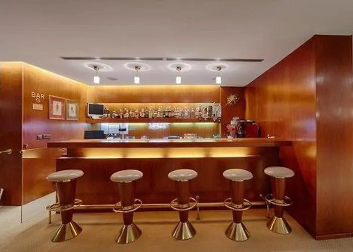 Duke Romana Center 3*