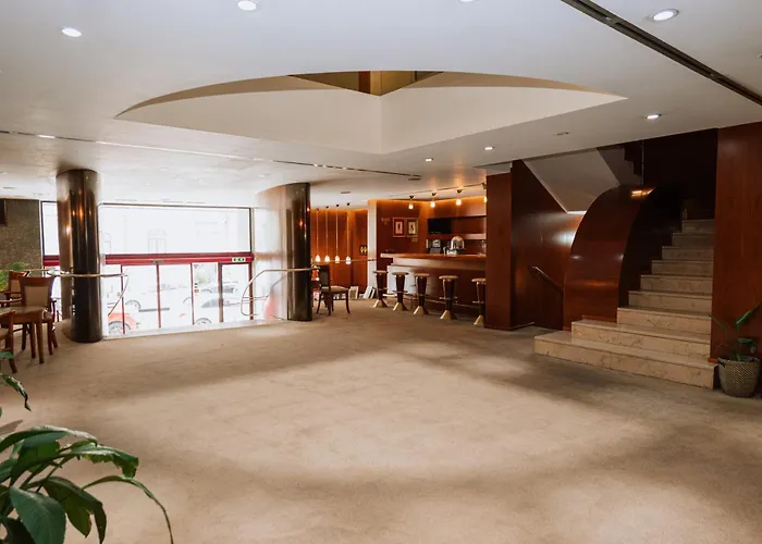 Duke Romana Center Hotel